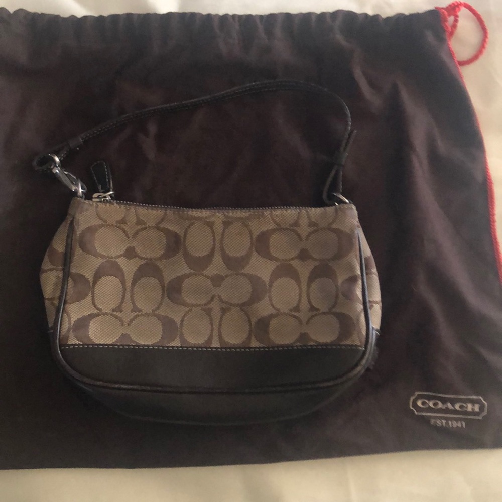 Signature coach purse 9”x 5”